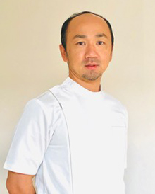 山田 興